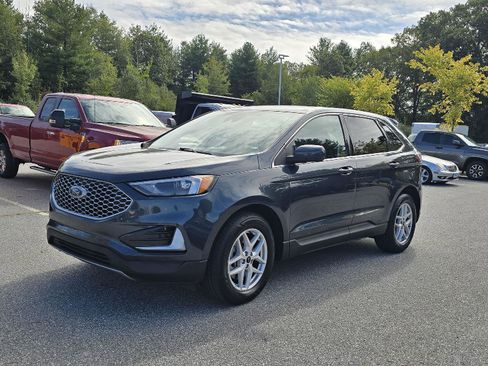 Used 2023 Ford Edge SEL image 8