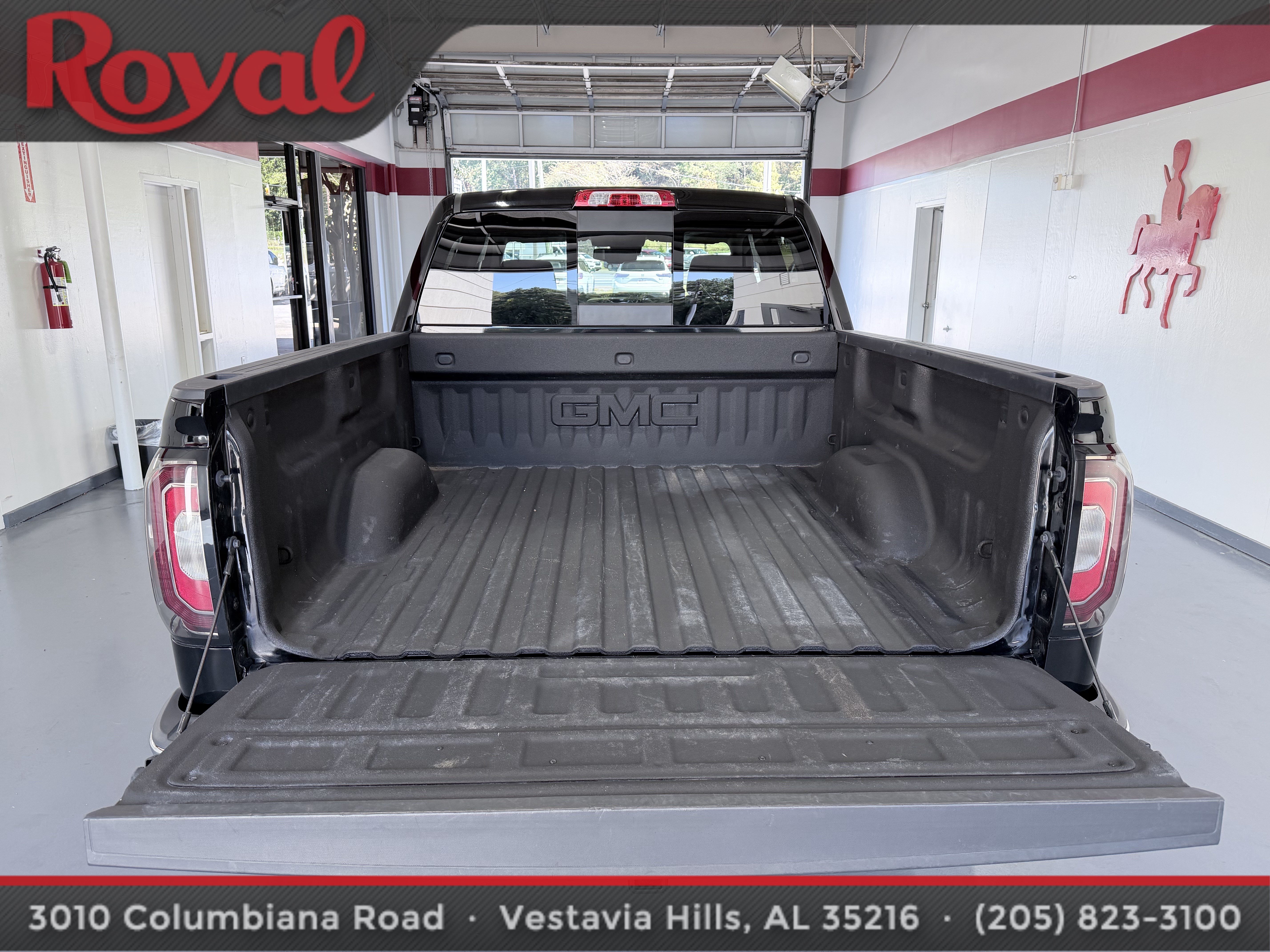Used 2018 GMC Sierra 1500 SLT AWD/4WD image 6