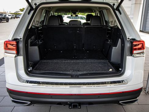 Used 2026 Volkswagen Atlas SE FWD image 16