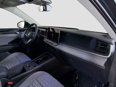 New 2026 Volkswagen Tiguan S FWD image 28