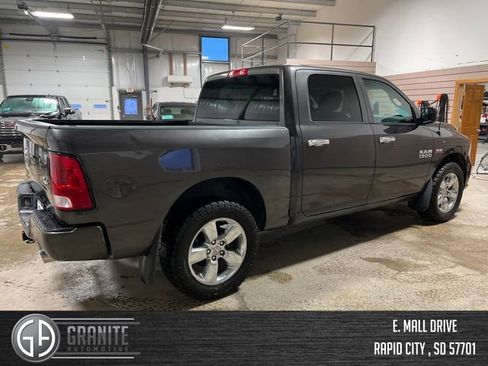 Used 2018 RAM 1500 Express w/ Express Value Package image 5