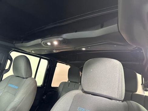 Used 2024 Jeep Wrangler Unlimited Rubicon 4xe image 12