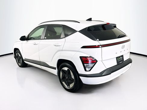Used 2024 Hyundai Kona SEL FWD image 5