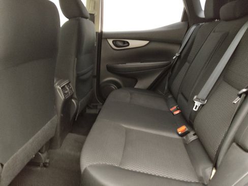 Used 2021 Nissan Rogue Sport S FWD image 18