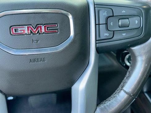 Used 2022 GMC Sierra 1500 SLT w/ SLT Premium Package AWD/4WD image 18