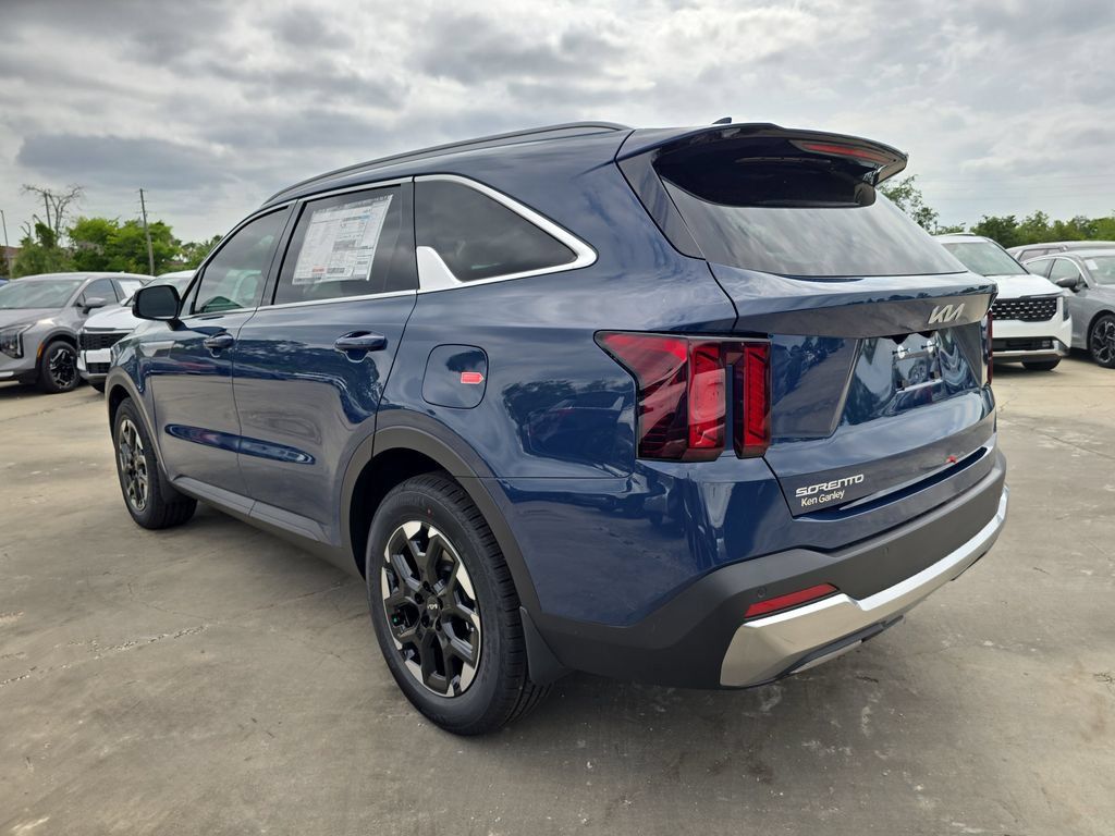 New 2026 Kia Sorento S w/ S Panoramic Sunroof Package FWD image 6