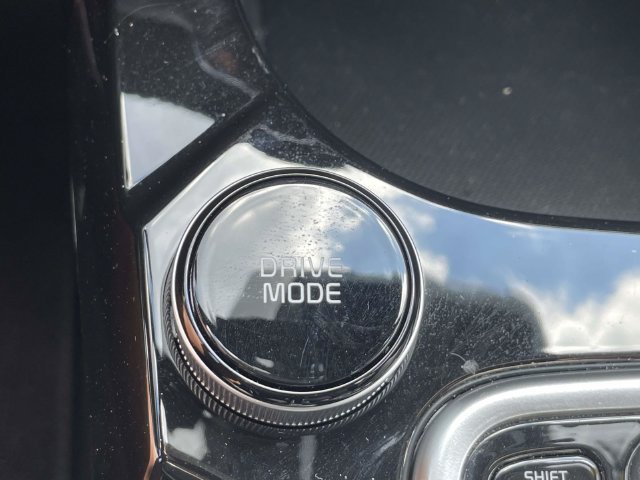 Certified 2024 Kia Seltos EX FWD image 29