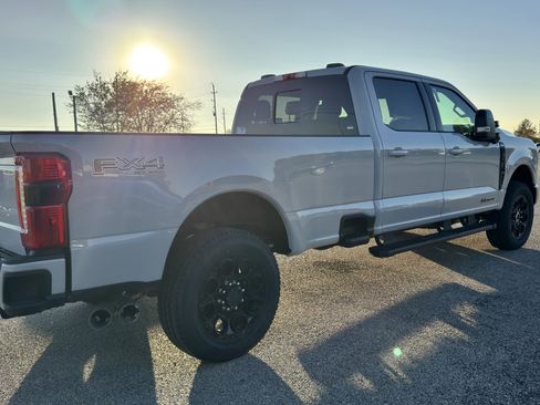 New 2026 Ford F350 Lariat w/ Black Appearance Package image 3