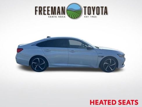 Used 2022 Honda Accord Sport image 3
