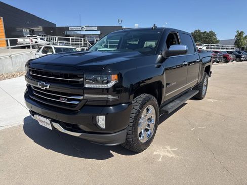 Used 2018 Chevrolet Silverado 1500 LTZ Z71 w/ LTZ Plus Package image 1