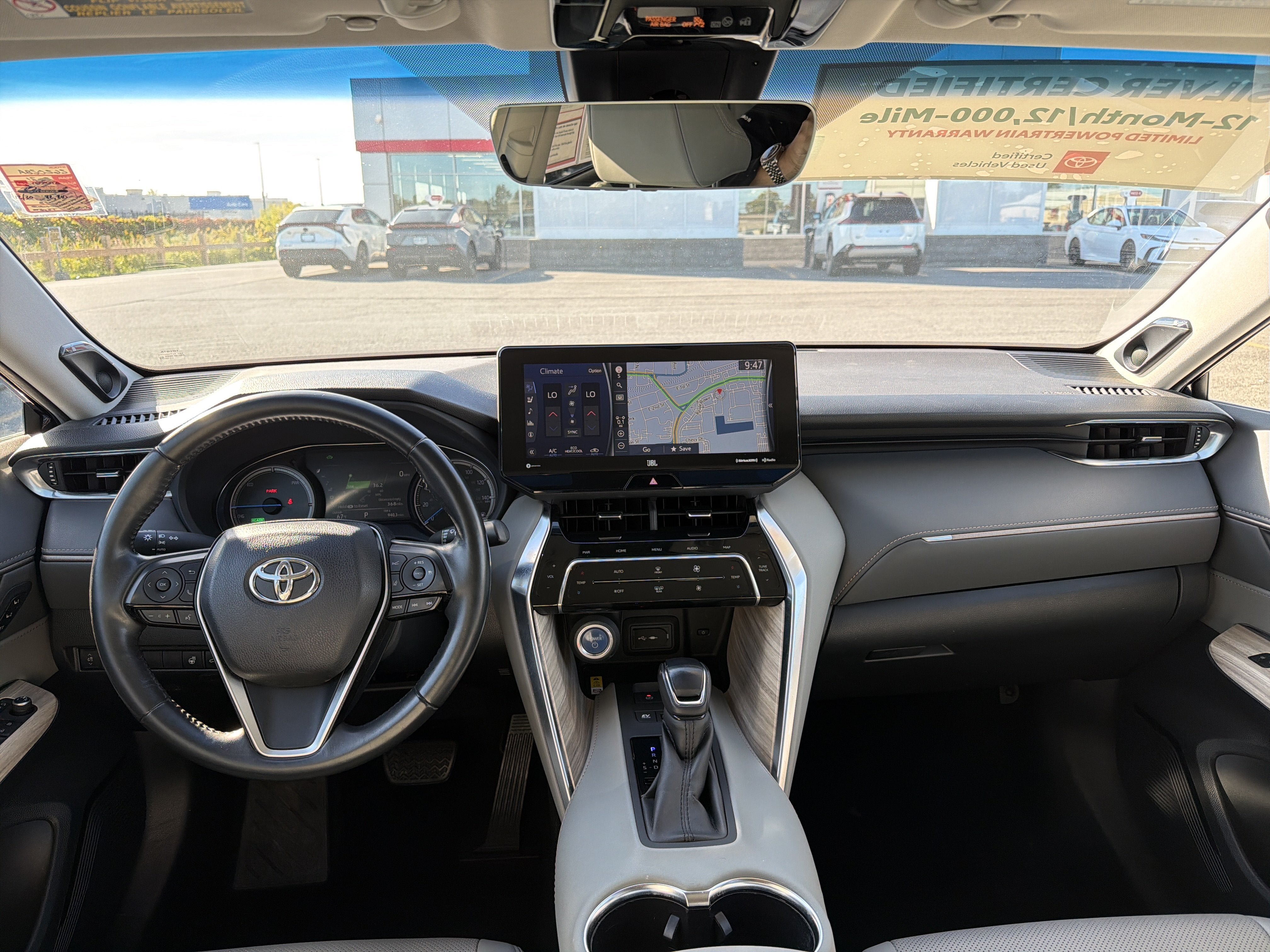 Certified 2021 Toyota Venza XLE w/ Softex Package AWD/4WD image 12