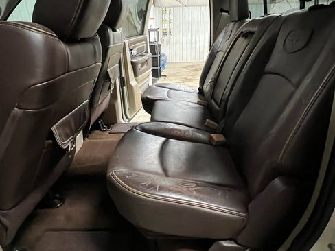 Used 2016 RAM 3500 Laramie Longhorn image 15