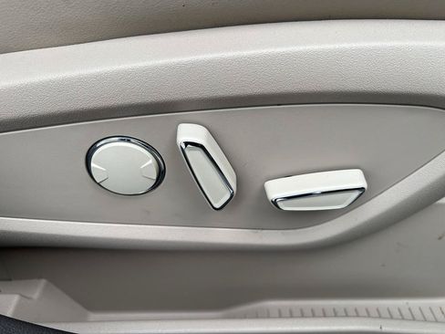 Certified 2023 Lincoln Nautilus Reserve AWD/4WD image 26