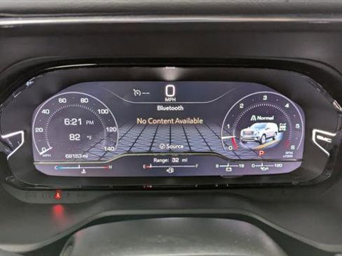 Used 2023 GMC Yukon Denali image 26