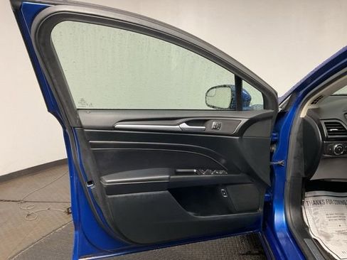 Used 2017 Ford Fusion Energi Titanium image 10