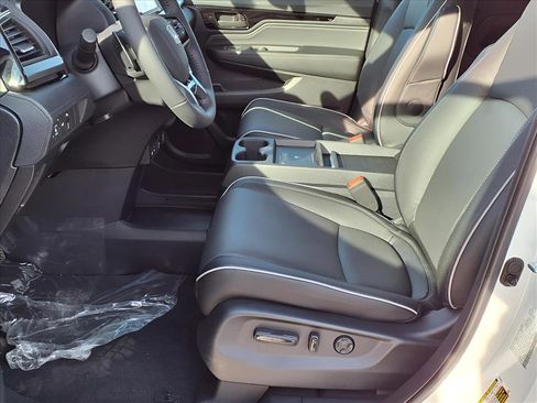 New 2026 Honda Odyssey Touring image 20