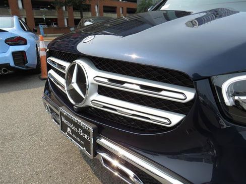 Used 2022 Mercedes-Benz GLC 300 4MATIC image 26
