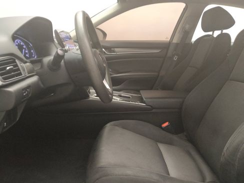 Used 2021 Honda Accord LX image 17