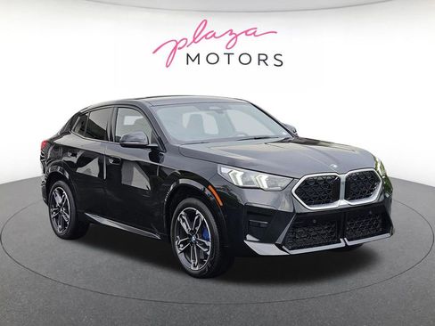 Certified 2026 BMW X2 xDrive28i w/ Technology Package AWD/4WD image 3