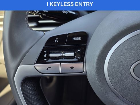 Certified 2025 Hyundai Elantra SEL image 26