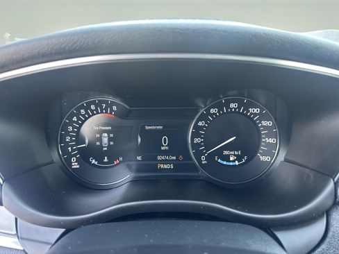 Used 2019 Lincoln MKC Premiere AWD/4WD image 13