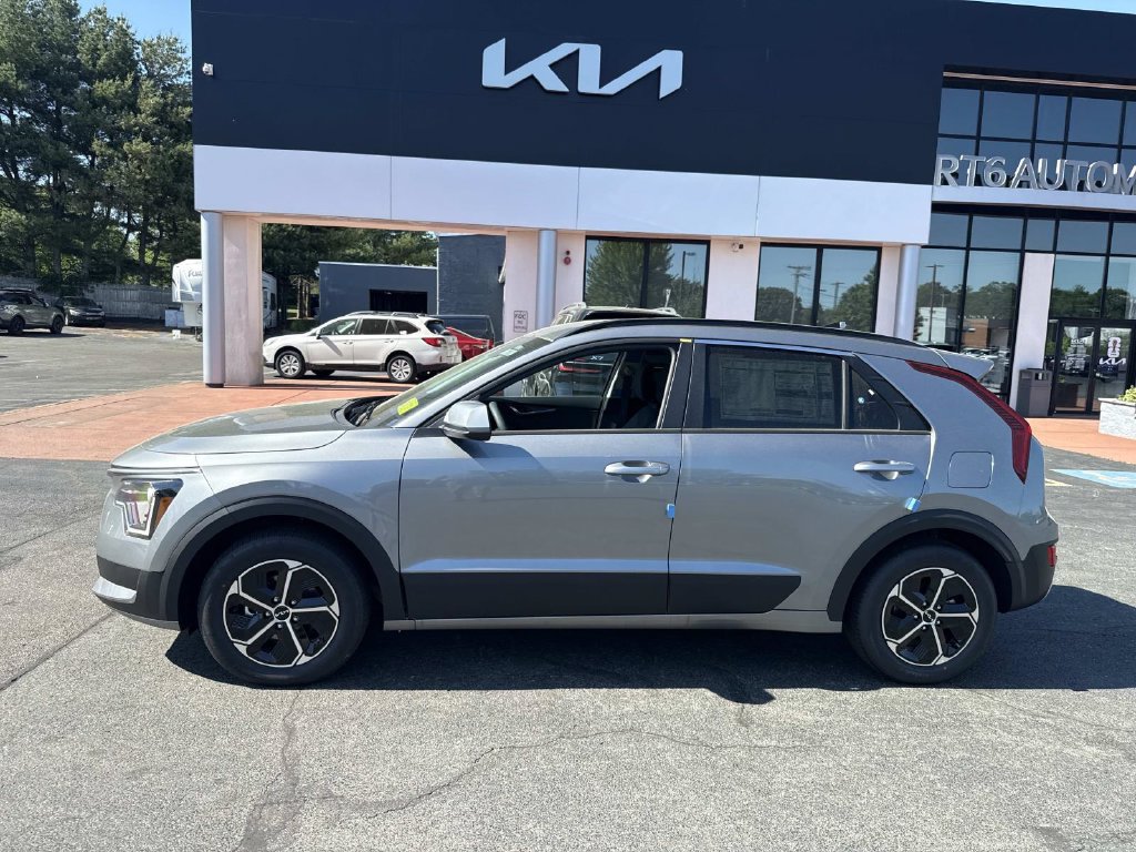 New 2026 Kia Niro LX FWD image 2