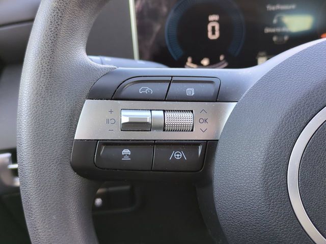 New 2025 Hyundai Tucson SE FWD image 17