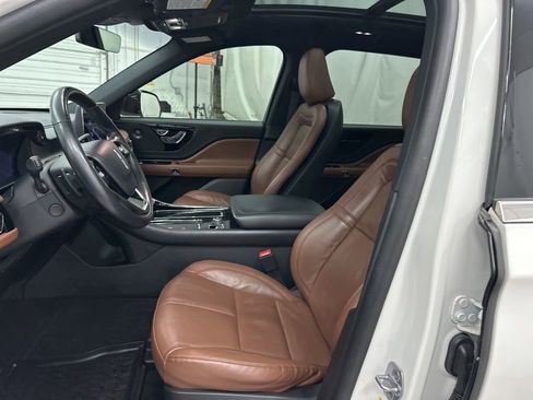 Used 2023 Lincoln Aviator Reserve w/ Equipment Group 201A image 20