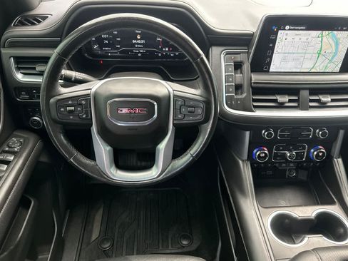 Used 2022 GMC Yukon XL SLT w/ SLT Premium Package AWD/4WD image 14