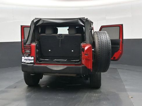 Used 2011 Jeep Wrangler Sport w/ Connectivity Group AWD/4WD image 48