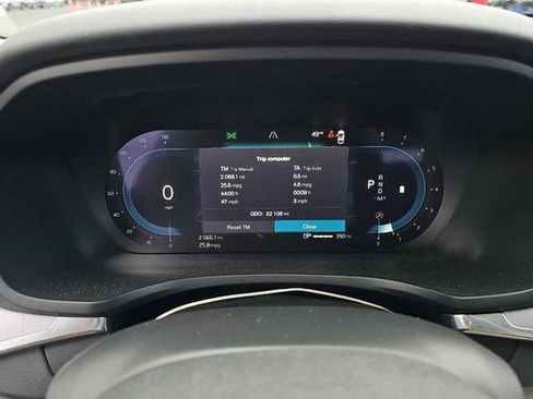 Used 2024 Volvo S60 B5 Core image 8