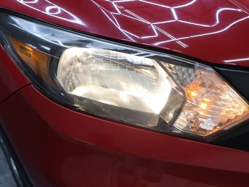 Used 2017 Honda HR-V EX image 26