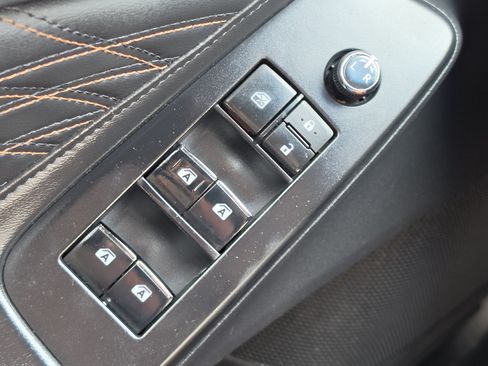 Used 2021 Toyota Avalon Limited w/ Advanced Safety Package FWD image 11