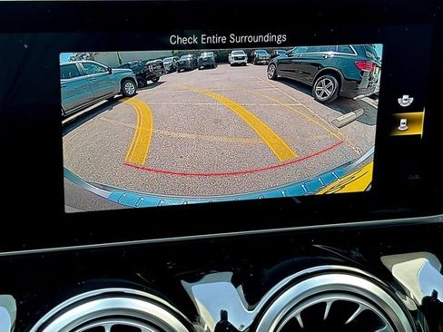 Used 2021 Mercedes-Benz GLA 250 image 14