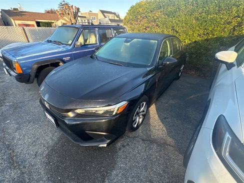 Used 2024 Honda Civic LX image 4