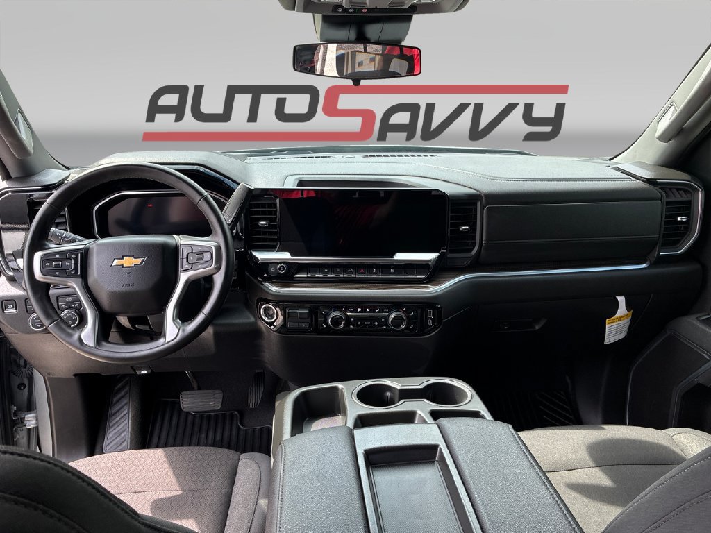 Used 2026 Chevrolet Silverado 1500 LT AWD/4WD image 17