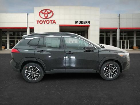 New 2026 Toyota Corolla Cross XLE image 25