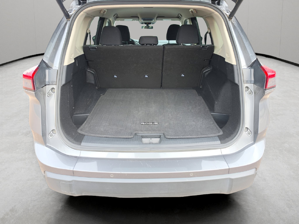 Used 2026 Nissan Rogue SV AWD/4WD image 13