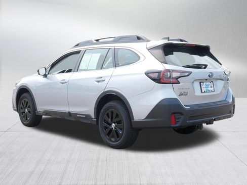 Used 2022 Subaru Outback AWD/4WD image 5