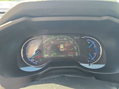 Used 2020 Toyota RAV4 Limited AWD/4WD image 7