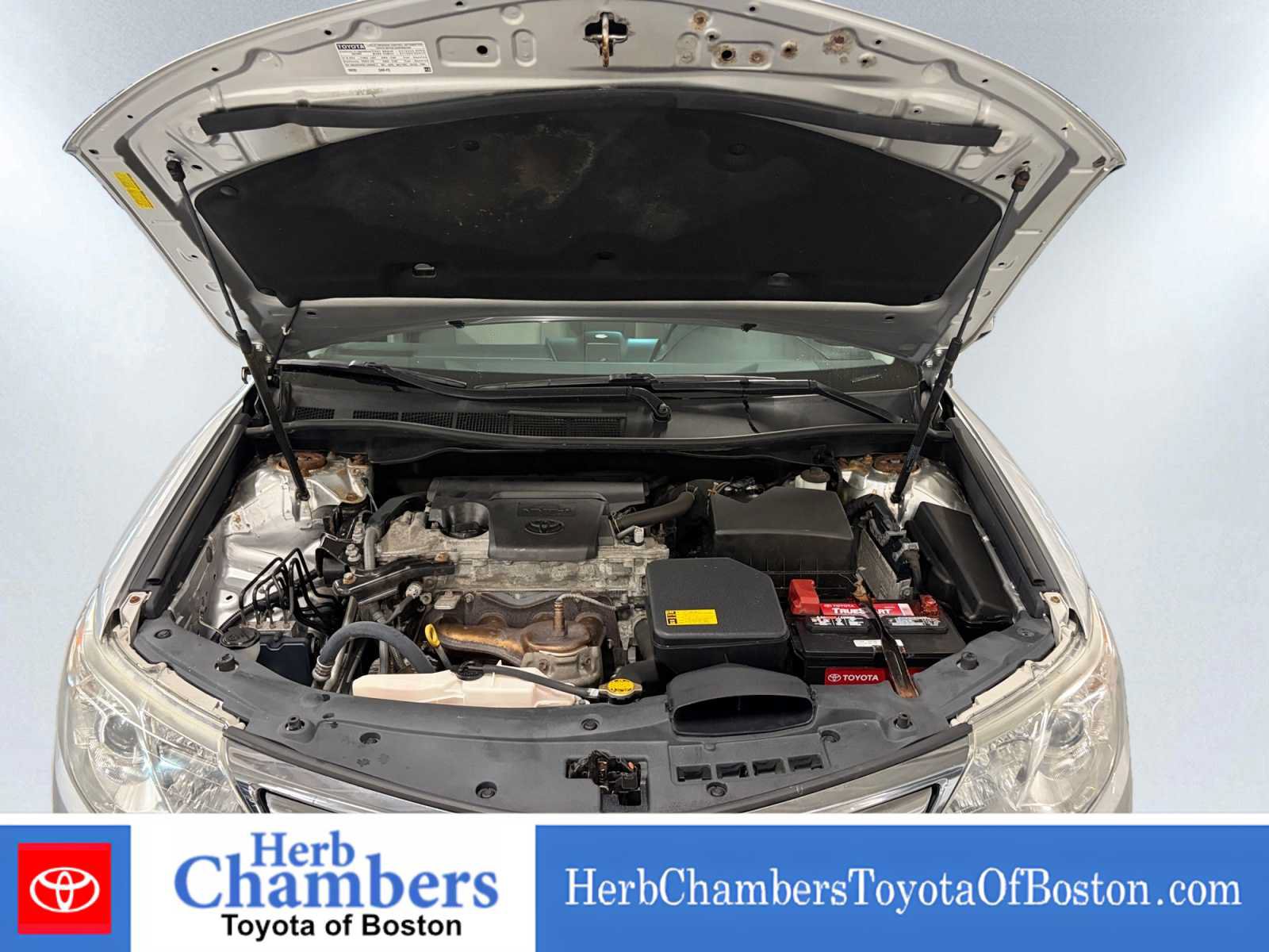 Used 2012 Toyota Camry LE FWD image 8