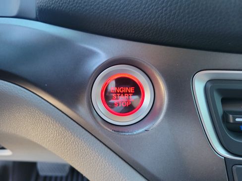 Used 2021 Honda Pilot Special Edition image 16