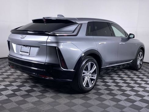 Certified 2024 Cadillac Lyriq Tech AWD/4WD image 19