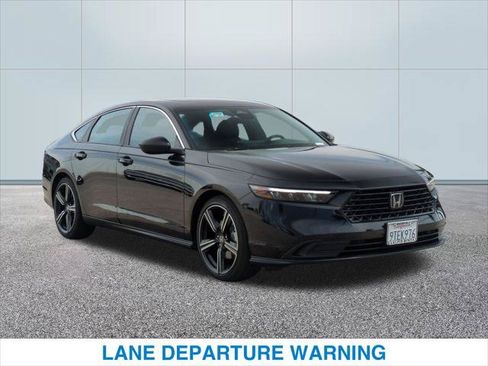 Certified 2025 Honda Accord Sport image 4
