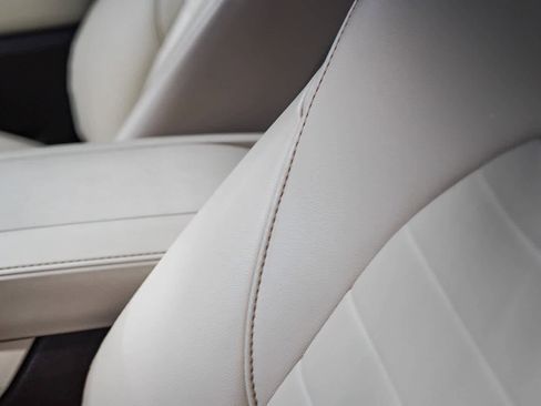 Used 2022 Toyota Highlander XLE image 20