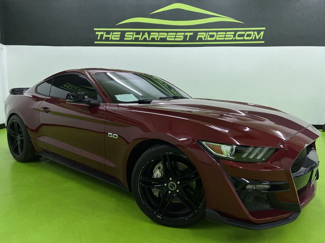 Used 2017 Ford Mustang GT Premium RWD image 1