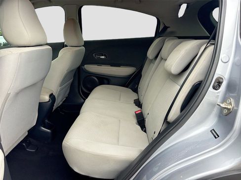 Used 2019 Honda HR-V LX image 24