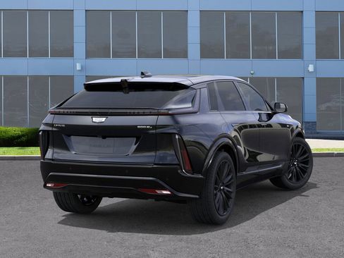 New 2026 Cadillac Lyriq Premium Sport image 4