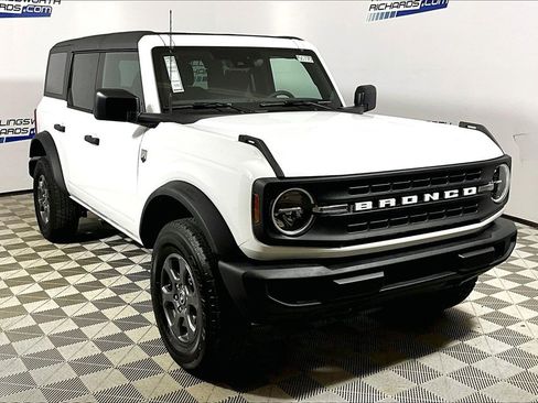 New 2025 Ford Bronco Big Bend image 2