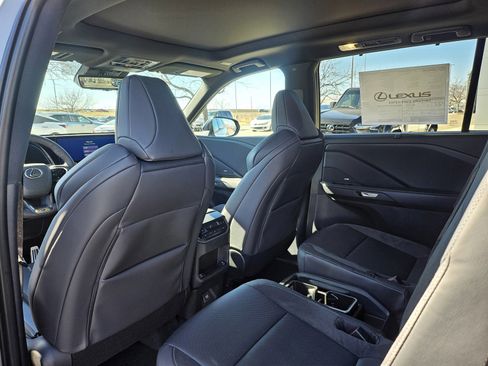 New 2026 Lexus TX 500h AWD w/ Technology Package image 16